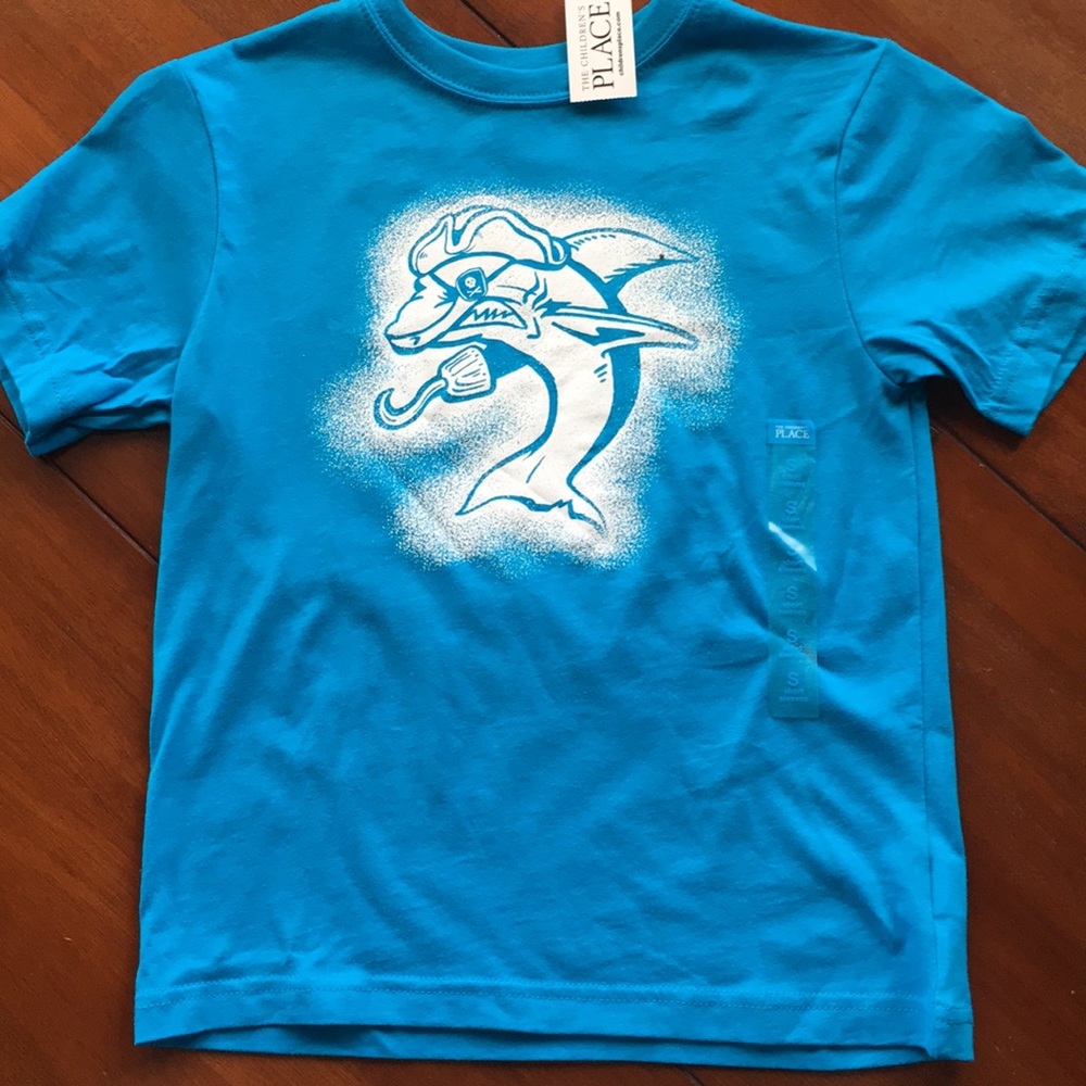 New Youth Boy Graphic Shark Tee Shirt Small Blue